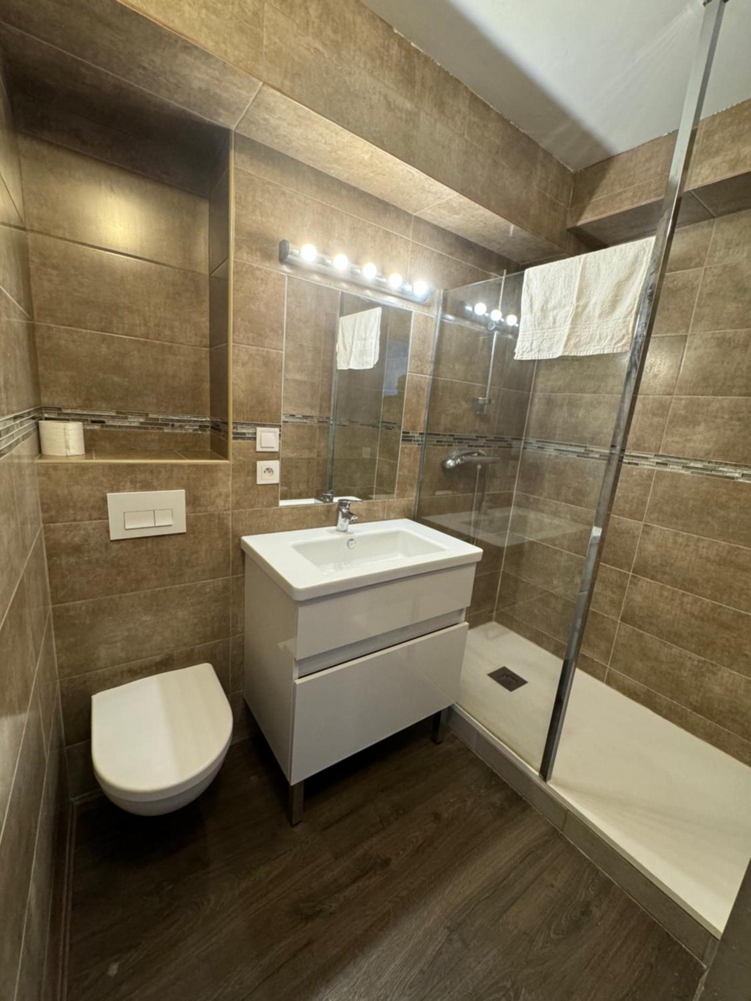 Appartement Terrasse Au Coeur De Valence 54 Ngoại thất bức ảnh